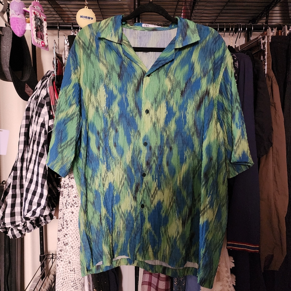 Zara Geometric Abrstract Shirt, Large